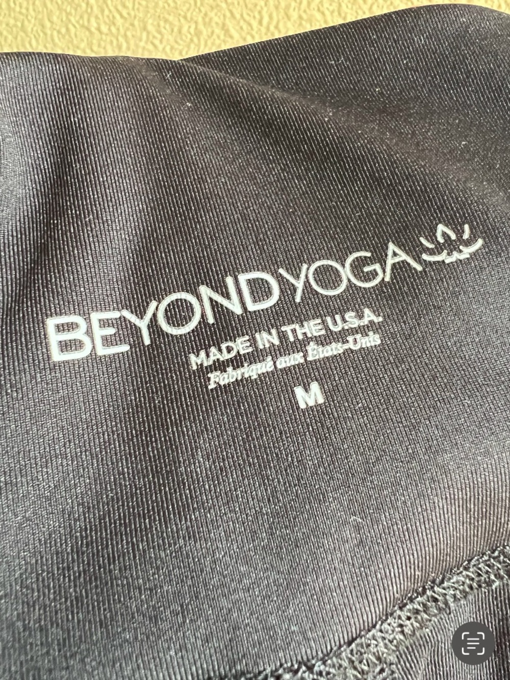 Beyond Yoga Black High-Rise Leggings thick band Gym Yoga Size medium casual - Picture 2 of 4
